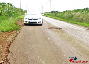 abandono-da-rodovia-dos-agricultores-causa-transtornos-aos-motoristas-correio-nogueirense-1