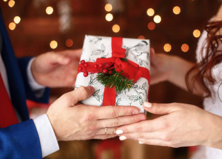 procon-orienta-consumidores-em-trocas-de-presentes-de-final-de-ano-correio-nogueirense