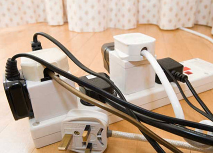 previna-acidentes-domesticos-com-energia-eletrica-correio-nogueirense