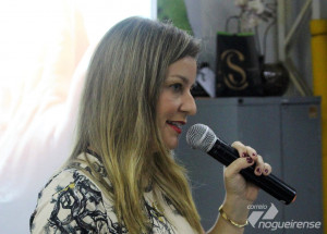 anglo-realiza-palestra-especial-para-as-mulheres-correio-nogueirense