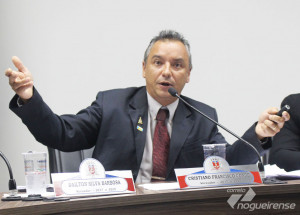 cristiano-da-farmacia-pede-explicacoes-sobre-mau-atendimento-medico-correio-nogueirense