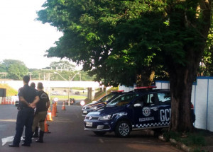 pm-realiza-blitz-nas-entradas-de-artur-nogueira-correio-nogueirense