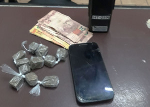 policia-municipal-surpreende-traficante-correio-nogueirense