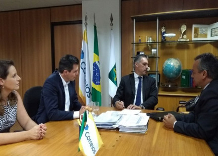 reuniao-com-presidente-dos-correios-levanta-solucoes-para-problema-na-falta-de-entregas-correio-nogueirense