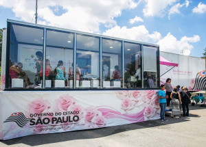 carreta-mulheres-de-peito-chega-artur-nogueira-correio-nogueirense