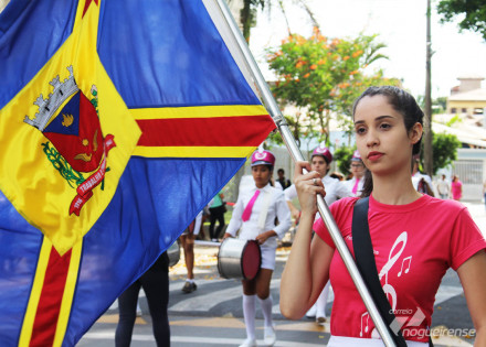 confira-as-fotos-do-desfile-civico-em-comemoracao-aos-69-anos-de-artur-nogueira-correio-nogueirense-capa