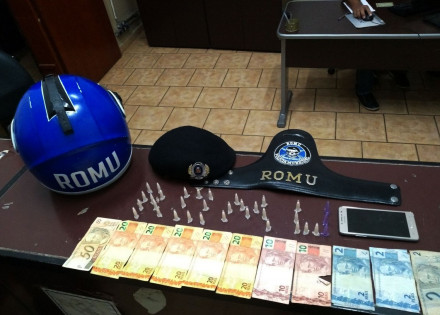 homem-e-preso-com-34-pinos-de-cocaina-em-artur-nogueira-correio-nogueirense