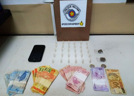 jovem-e-aprendido-com-drogas-em-artur-nogueira-correio-nogueirense