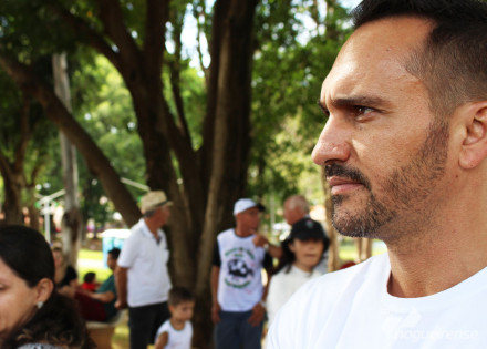 vereador-rodrigo-de-faveri-e-vice-prefeita-zeze-da-saude-comentam-sobre-o-desfile-civico-na-cidade-de-artur-nogueira-correio-nogueirense-capa