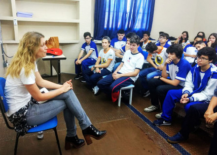 colegio-anglo-de-artur-nogueira-participa-de-projeto-da-eptv-na-escola-correio-nogueirense-capa