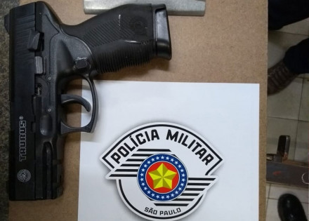 individuo-anuncia-roubo-e-e-morto-por-policial-correio-nogueirense