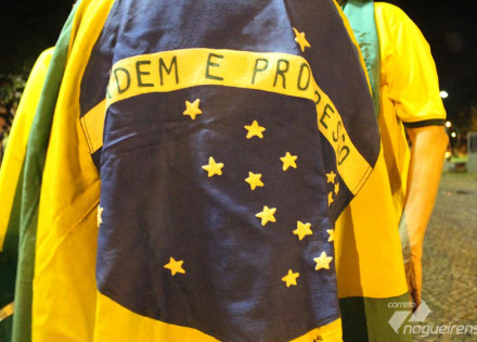 movimento-vem-pra-rua-reune-poucas-pessoas-em-artur-nogueira-correio-nogueirense-019