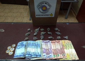 mulher-de-42-anos-e-presa-por-trafico-de-drogas-em-artur-nogueira-correio-nogueirense