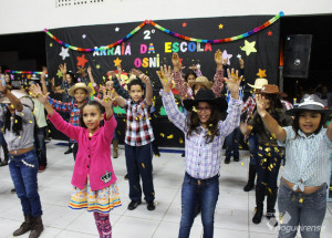 festa-junina-na-emeief-osni-jose-de-souza-anima-noite-de-sexta-feira-correio-nogueirense-capa