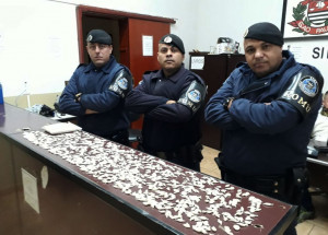 homem-e-preso-com-grande-quantidade-de-drogas-em-artur-nogueira-correio-nogueirense-capa