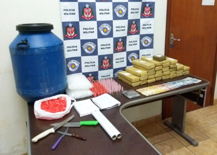 policia-militar-prende-quadrilha-envolvida-com-trafico-de-drogas-em-artur-nogueira-correio-nogueirense