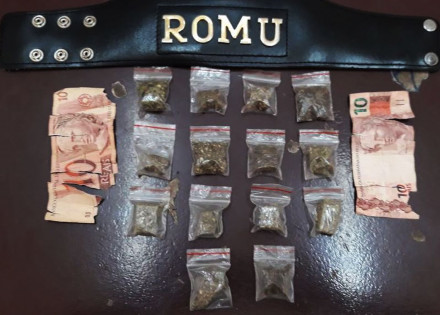 policia-municipal-flagra-trafico-de-drogas-no-sacilotto-correio-nogueirense