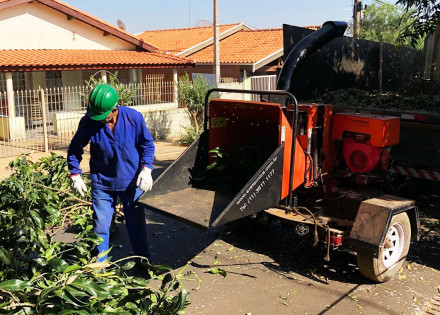 bairros-de-artur-nogueira-recebem-limpezas-e-manutencoes-correio-nogueirense