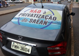 ex-vereador-protesta-pacificamente-contra-a-privatizacao-do-saean-correio-nogueirense