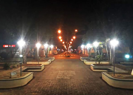 reestruturacao-da-iluminacao-na-praca-da-matriz-foi-realizada-pelo-consab-no-ultimo-semestre-correio-nogueirense