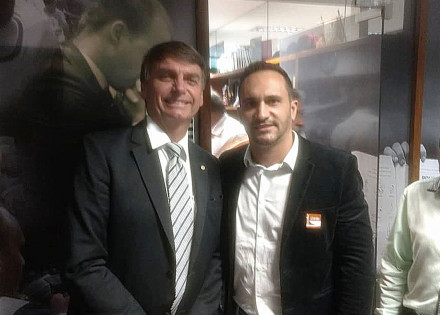 vereador-rodrigo-de-faveri-e-ameacado-ao-postar-foto-com-jair-bolsonaro-correio-nogueirense