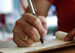 comissao-no-senado-aprova-regras-onde-o-comercio-podera-recusar-cheques-correio-nogueirense