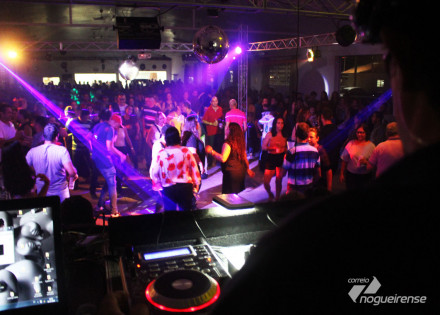 festa-flash-back-relembra-musicas-dos-anos-7080-e-90-em-artur-nogueira-correio-nogueirense-capa