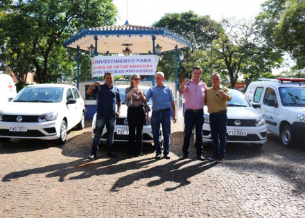 prefeitura-faz-entrega-de-5-veiculos-para-o-sistema-unico-de-saude-correio-nogueirense