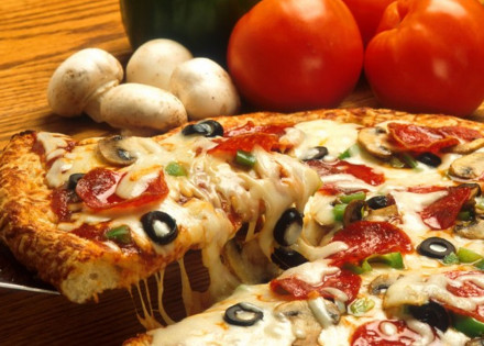acao-entre-amigos-promove-2a-pizza-solidaria-para-ajudar-animais-carentes-correio-nogueirense