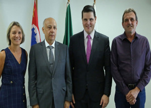 caue-macris-e-prefeito-de-conchal-se-reunem-com-secretario-de-seguranca-correio-nogueirense