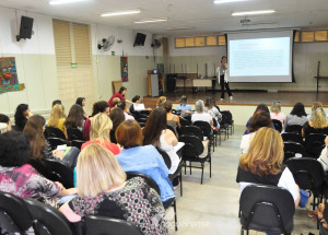educadores-participam-de-programa-de-capacitacao-sobre-carreta-literaria-em-americana-correio-nogueirense