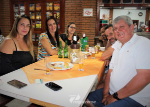 happy-hour-no-clube-floresta-agita-socios-na-vespera-do-aniversario-de-artur-nogueira-correio-nogueirense