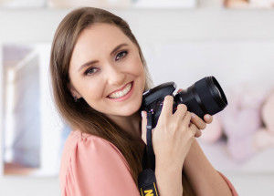 biblioteca-de-americana-promove-palestra-com-fotografa-especializada-em-recem-nascido-correio-nogueirense