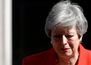 primeira-ministra-britanica-anuncia-renuncia-correio-nogueirense