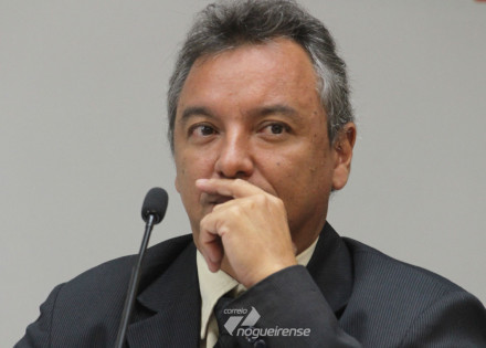 vereador-faz-indicacao-para-que-ocorra-uma-diminuicao-nas-secretarias-da-prefeitura-correio-nogueirense