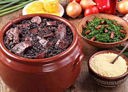 clube-floresta-promove-feijoada-com-o-grupo-empolgacao-correio-nogueirense