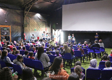 holambra-recebe-sessoes-gratuitas-de-cinema-do-projeto-ativacao-dia-c-itinerante-correio-nogueirense