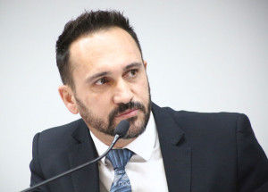 rodrigo-de-faveri-foi-o-unico-a-votar-contra-as-contas-de-celso-capato-correio-nogueirense-1