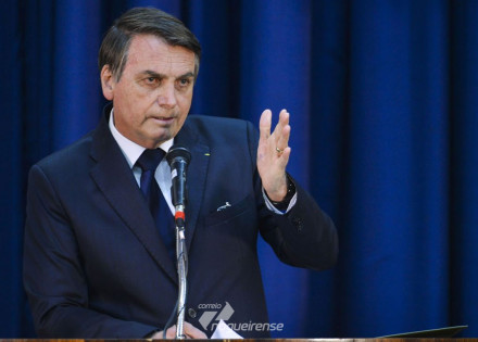 bolsonaro-cogita-indicar-filho-para-ser-embaixador-nos-eua-correio-nogueirense