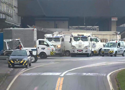 grupo-armado-rouba-750-kg-de-ouro-de-terminal-em-guarulhos-correio-nogueirense