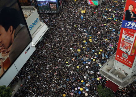novos-protestos-tomam-as-ruas-de-hong-kong-correio-nogueirense