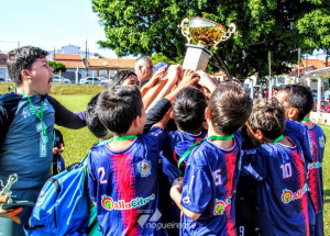 time-da-escolinha-du-10-de-cosmopolis-vence-a-final-do-campeonato-intermunicipal-correio-nogueirense