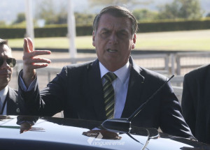 bolsonaro-avalia-indicacoes-para-pgr-correio-nogueirense