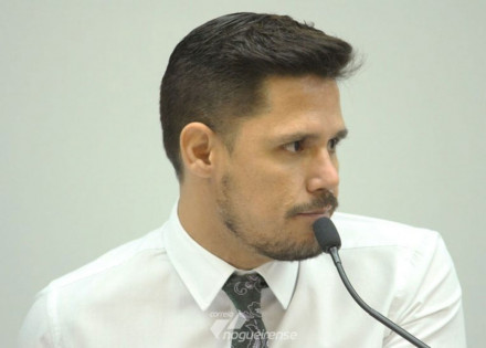 eu-duvido-que-o-senhor-prefeito-tem-coragem-de-visitar-o-hospital-lotado-e-saber-o-que-esta-acontecendo-diz-davi-fernandes-correio-nogueirense