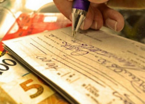 mesmo-com-autorregulacao-uso-do-cheque-especial-continua-alto-correio-nogueirense