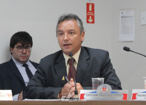 em-votacao-de-mocao-de-repudio-vereador-chama-ex-vereador-de-desatualizado-correio-nogueirense