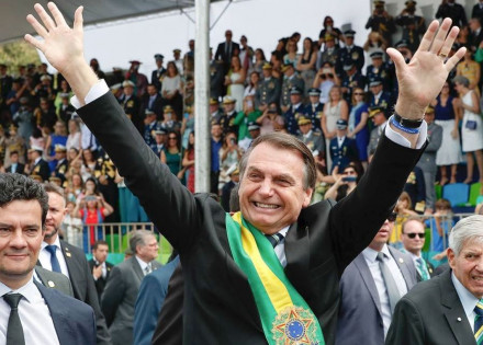 esplanada-recebe-cerca-de-30-mil-pessoas-no-desfile-de-7-de-setembro-correio-nogueirense