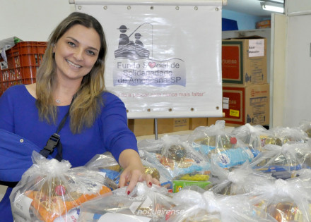 fundo-social-de-americana-recebe-doacoes-de-alimentos-arrecadados-no-festival-gastronomico-do-morango-correio-nogueirense