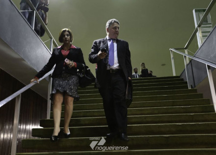 mp-prende-garotinho-e-rosinha-ex-governadores-do-rio-correio-nogueirense