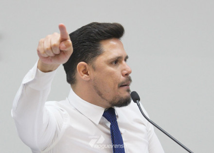 o-senhor-e-prefeito-e-nao-dono-da-cidade-quem-manda-na-cidade-e-a-populacao-declarou-o-vereador-correio-nogueirense-capa